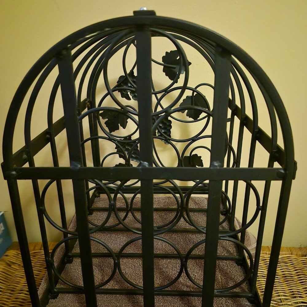 VINTAGE BLACK METAL WINE RACK - Picture 3 of 4